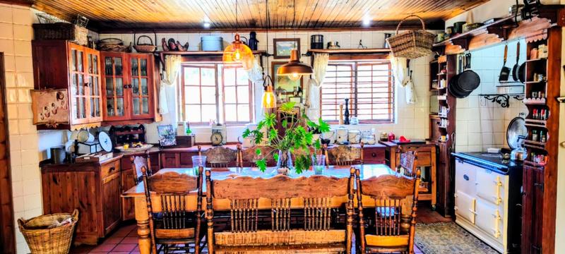 6 Bedroom Property for Sale in Kraaibosch Western Cape